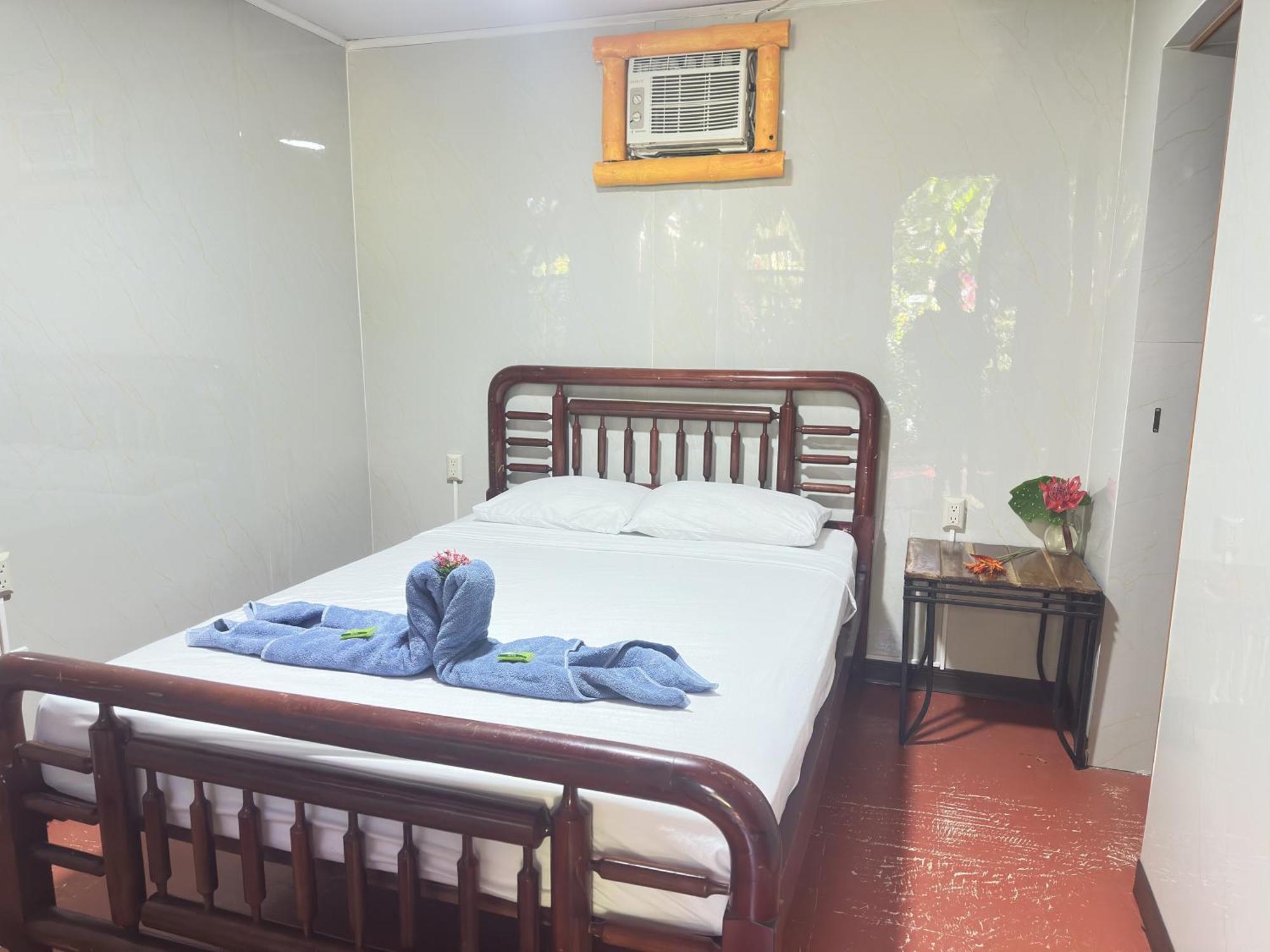 La Palapa Hut Nature Hostel Puerto Jiménez 외부 사진